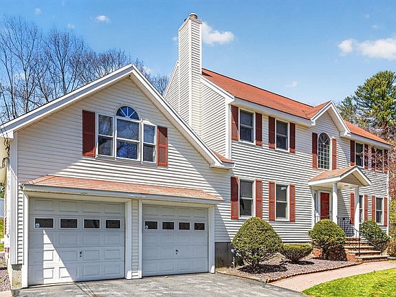 3rd image of 22 McRayne Hill Rd