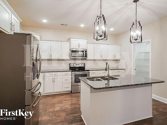 2nd image of 1333 Millet Dr