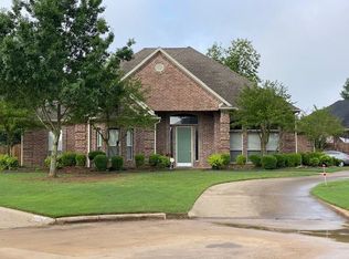 585 Nicole Dr, Paris, TX 75462