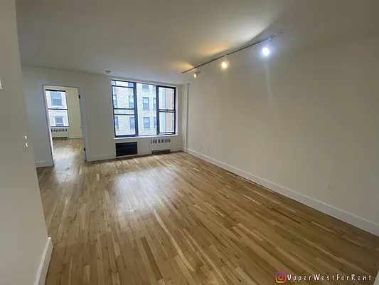 Rented by Guidance Realty Corp. | media 1