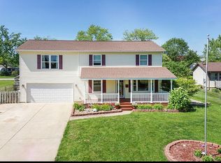 610 E Warren St, Le Roy, IL