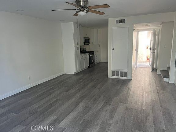 5th image of 820 N Adele St #B