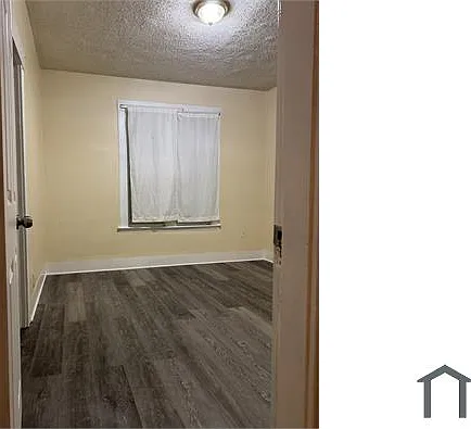 3 bed, $2,500 — Photo 3