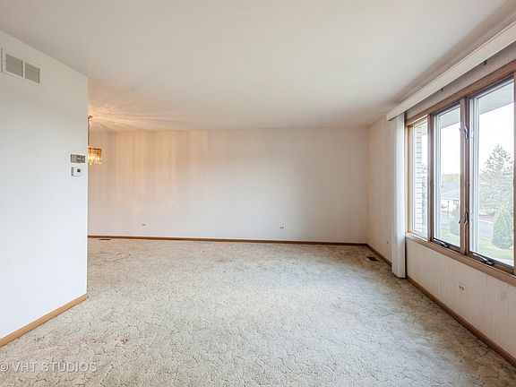 5th image of 15224 S 72nd Ct