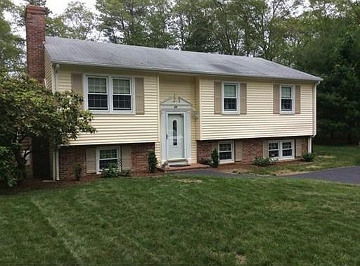 1st image of 26 Woodbine Dr