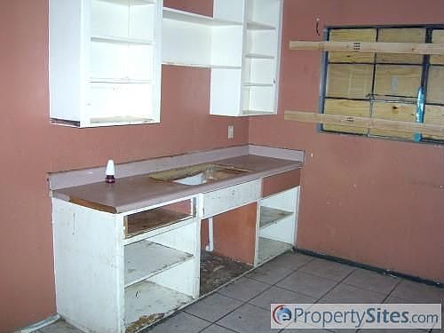 3rd image of 3601 N 44th Ave
