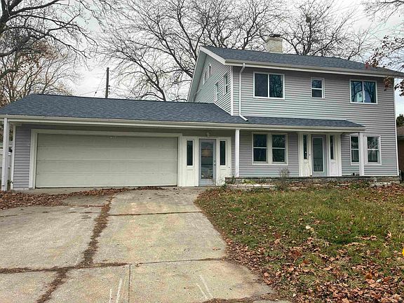 2nd image of 15 Ruggles Rd