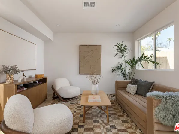 2212 Reservoir St, Los Angeles, CA 90026