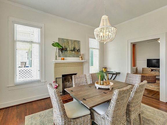 5th image of 3011 Avenue P 1/2