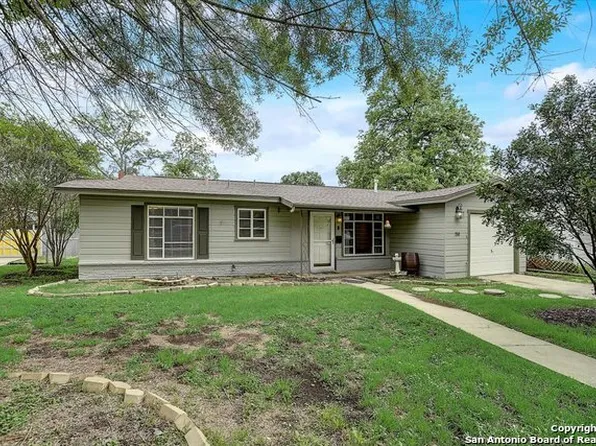 114 NORFOLK PL, San Antonio, TX 78201