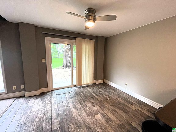 3rd image of 1105 Council Oak Dr APT D