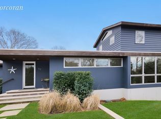 52 Bluff Point Rd, Sag Harbor, NY 11963