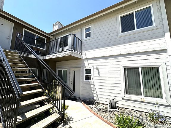 3rd image of 4735 Bancroft St APT 5
