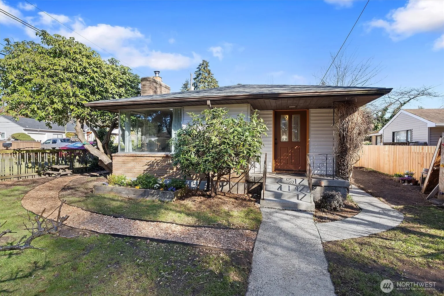 10318 3rd Avenue NW photo 1