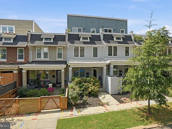 3rd image of 1263 Owen Pl NE #2