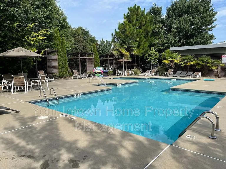 195 Arizona Ave NE #117 — Photo 28