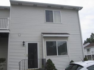 22 Triangle St APT B7, Danbury, CT 06810