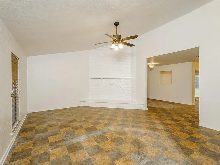 2850 Canary Ln — Photo 19