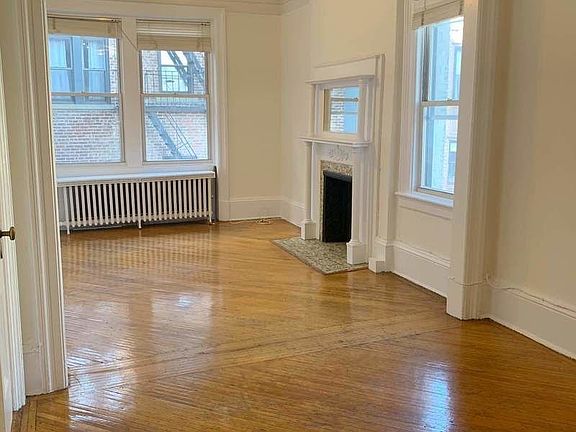 3rd image of 119 Montague St APT 10