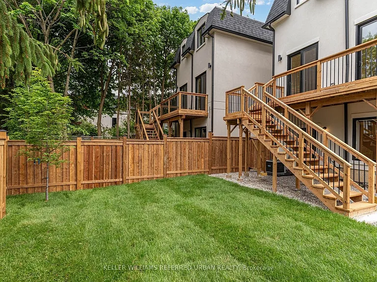 39 Wesley Ave — Photo 49