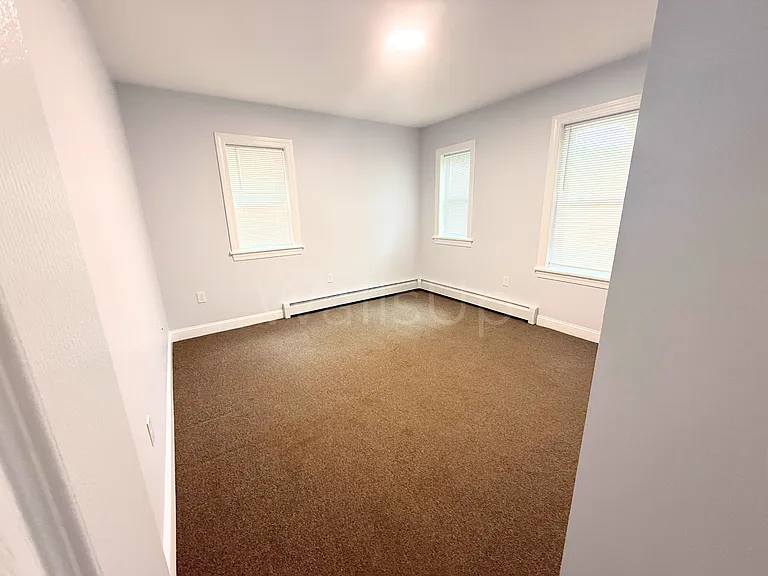 198 Homestead Ave #1 — Photo 10