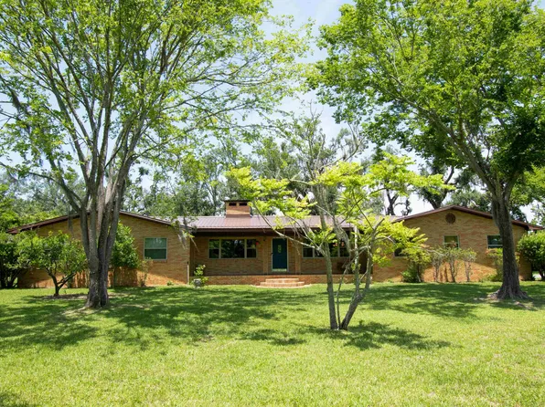 200 Davis Dr, Perry, FL 32348