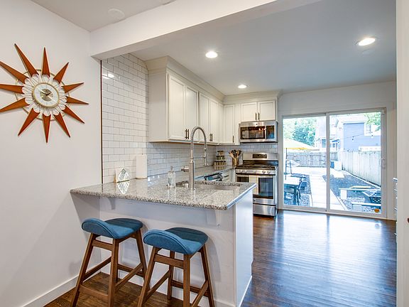 2nd image of 723 Joseph Ave