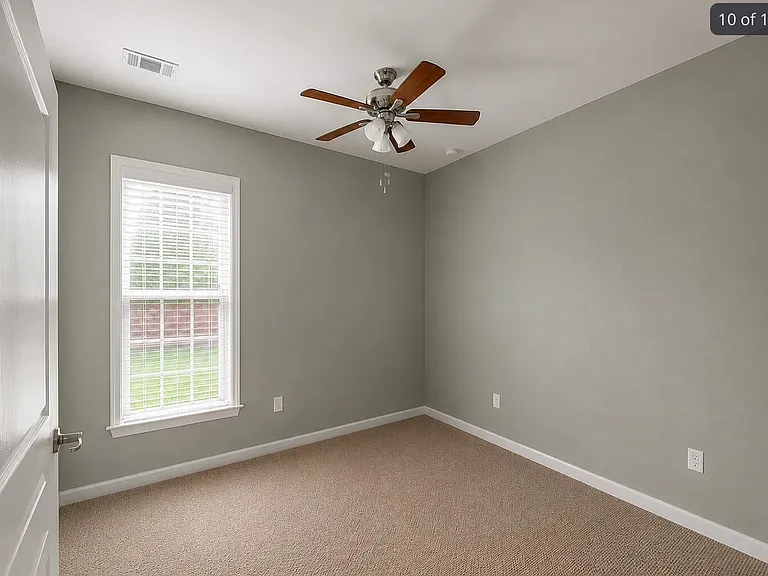 1170 Summer Hollow Rd — Photo 11