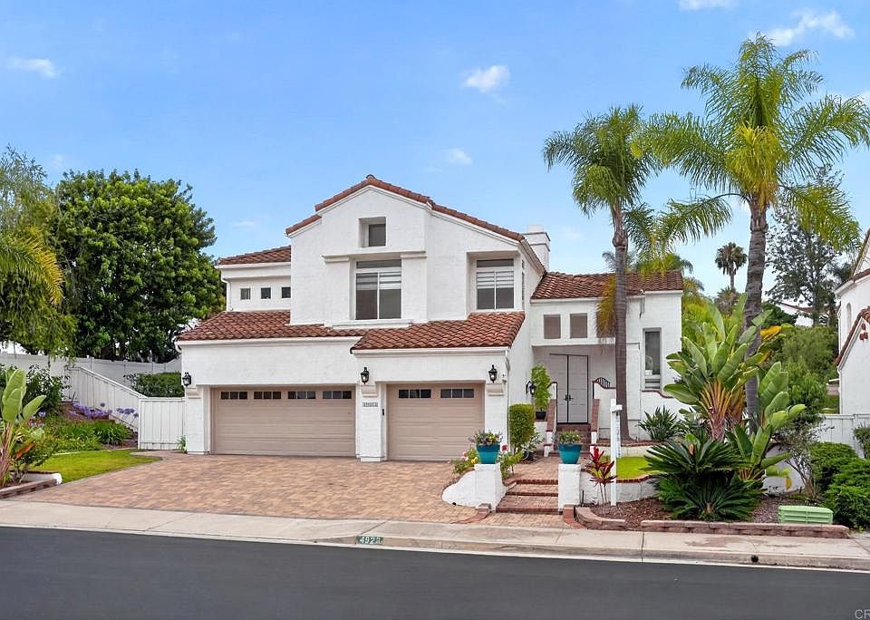 1st image of 4923 Amador Dr
