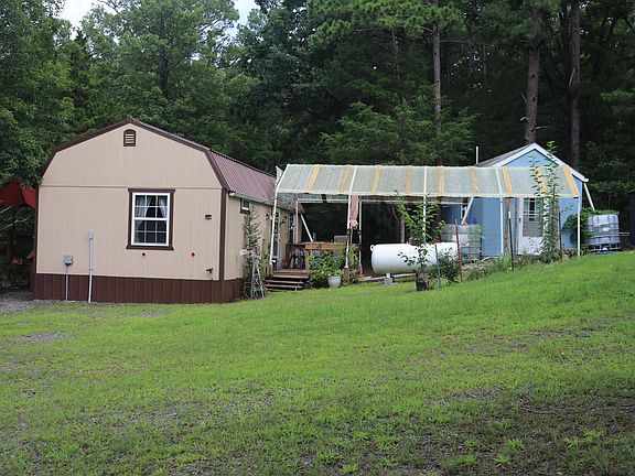 2nd image of 1133 Long Branch Ln