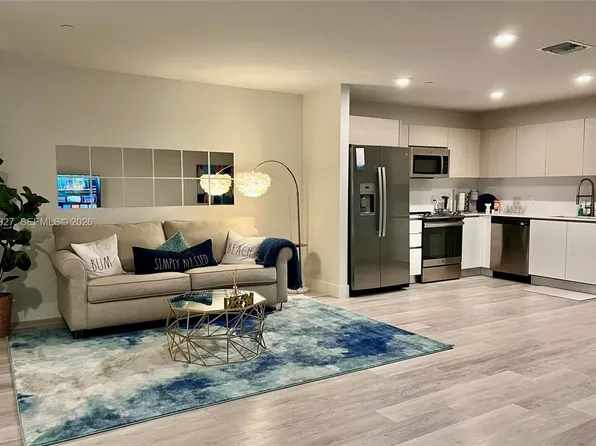 19380 NE 26th Ave #205, Miami, FL 33180