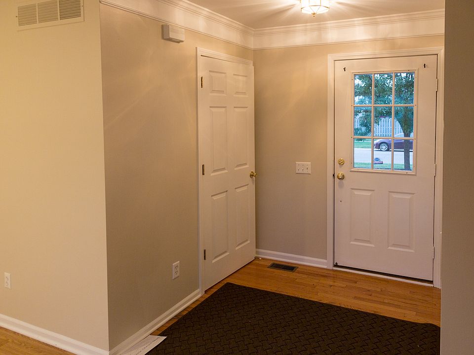 1st image of 7095 Rachel Dr