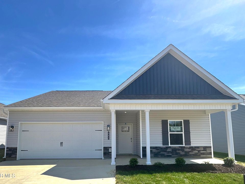 1st image of 663 Saint Andrews Dr