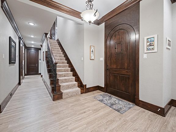 4th image of 4002 Shadow Ridge Ln