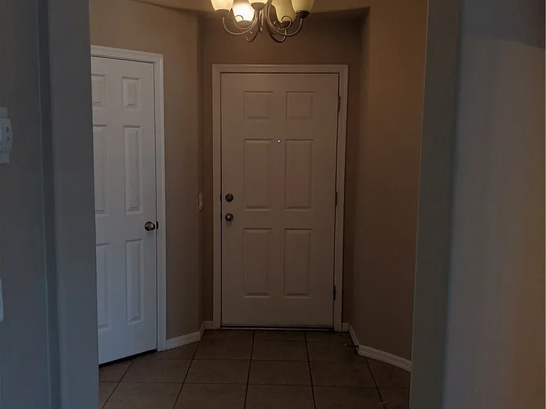 7437 Ravines Ave — Photo 4