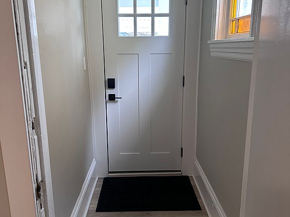 Private front entrance, all new doors