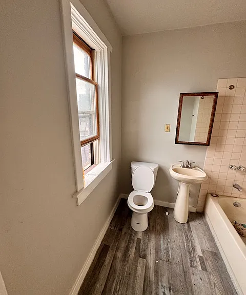 1300 Douglas Ave — Photo 12