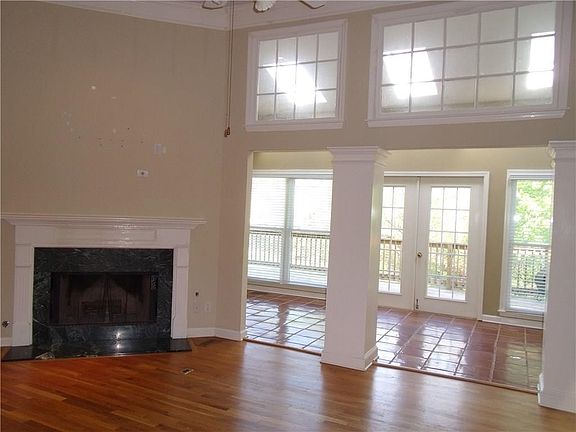 2nd image of 3486 Pine Grove Dr