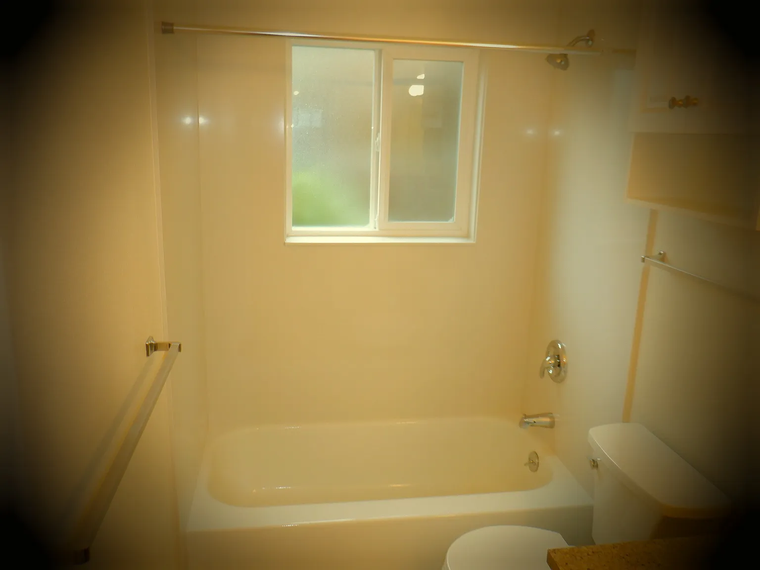 1 bed, 460 sqft, $1,300 — Photo 4