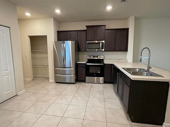 4th image of 242 ARALIA Lane
