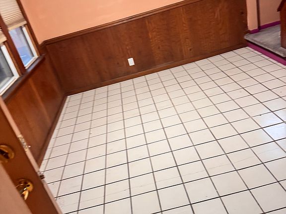 5th image of 99 Trowbridge St #1