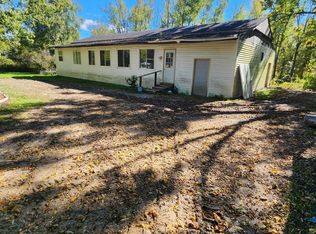 8721 Bluewater Hwy, Saranac, MI 48881