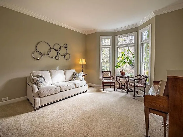 310 Hogan Woods Cir — Photo 10