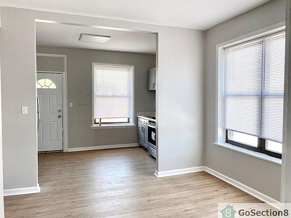 2nd image of 4716 N Kedzie Ave #22
