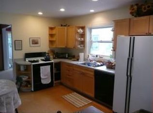 44 Strong St, Burlington, VT 05401