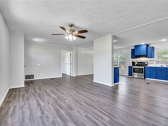 5th image of 119 Ray Dr