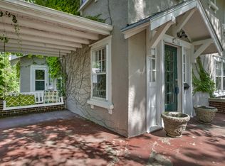 111 S 52nd St, Omaha, NE 68132