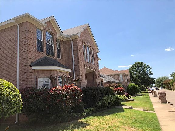 2nd image of 4320 Voss Hills Pl