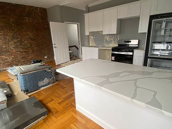 2nd image of 108 Van Buren St #3
