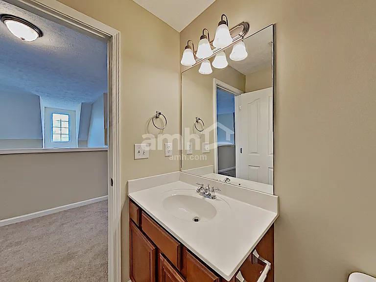 2053 Leefield Dr — Photo 11